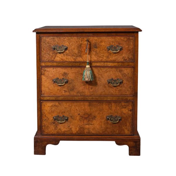 Walnut Antique Chest of Drawers